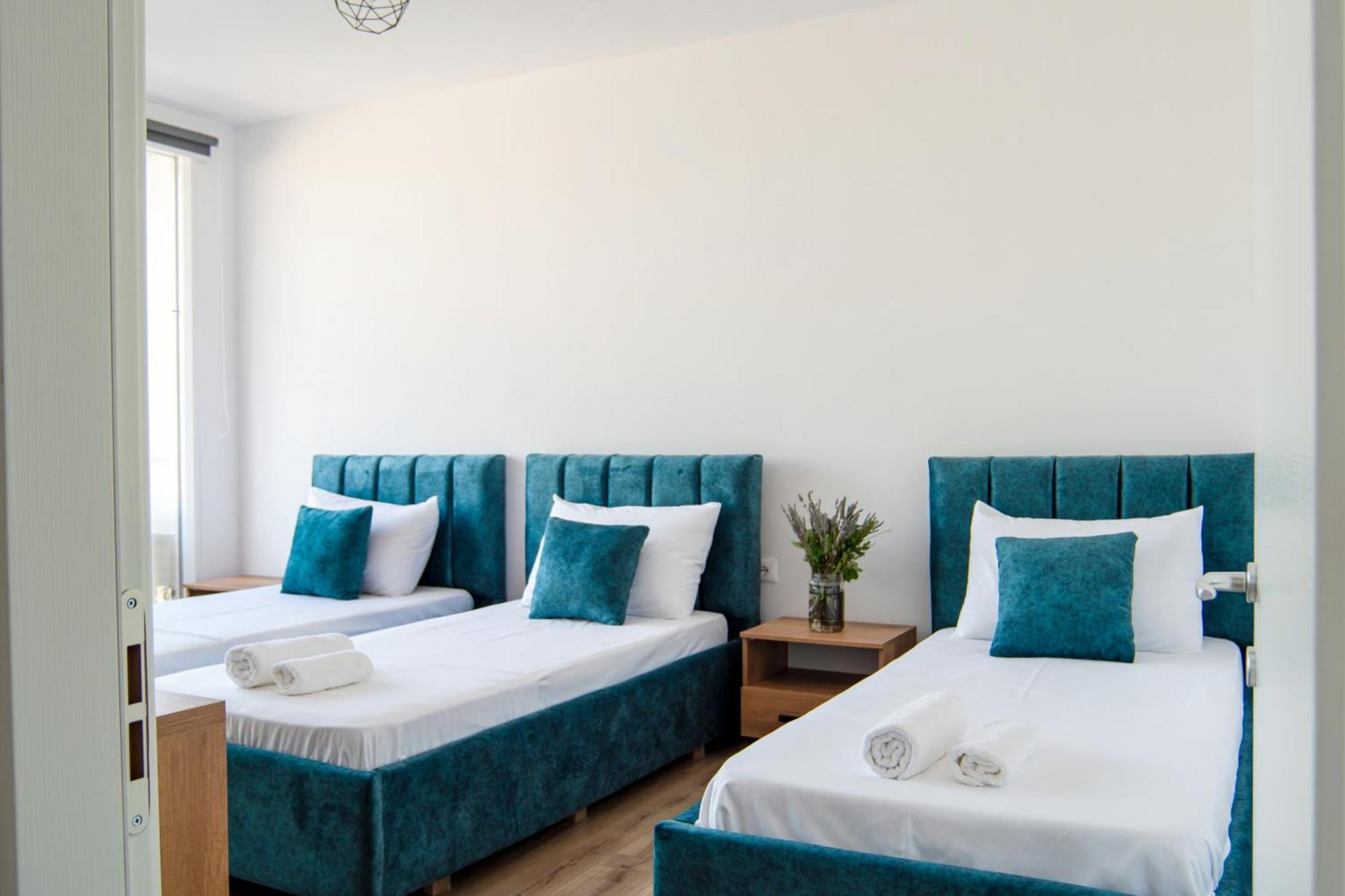 Urban Serenity City Skyline View Apartment 1 Тирана Екстериор снимка
